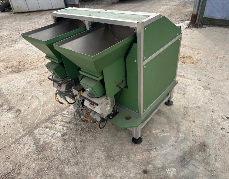 VIBRANT VIBRATORY FEEDER 2